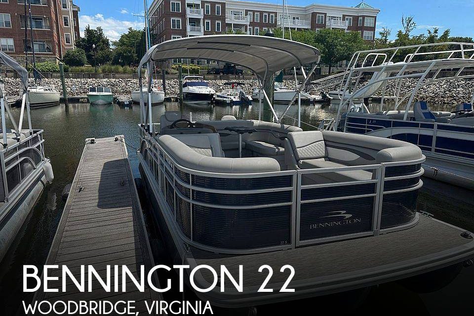 2022 Bennington Fishtoon 22S