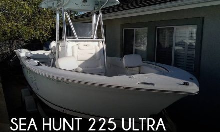 2015 Sea Hunt 225 Ultra