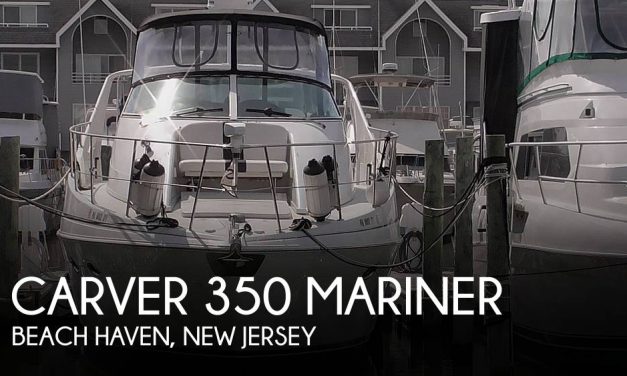 2003 Carver 350 Mariner