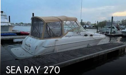 2000 Sea Ray 270 Sundancer