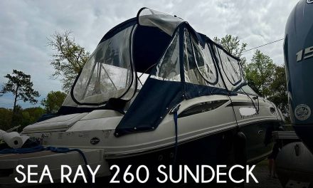 2013 Sea Ray 260 Sundeck