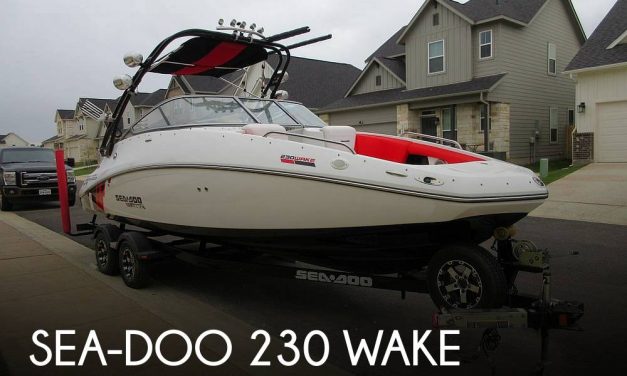 2012 Sea-Doo 230 WAKE