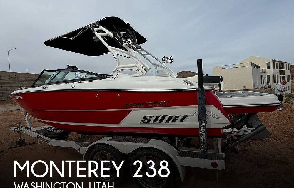 2018 Monterey 238 SS Surf