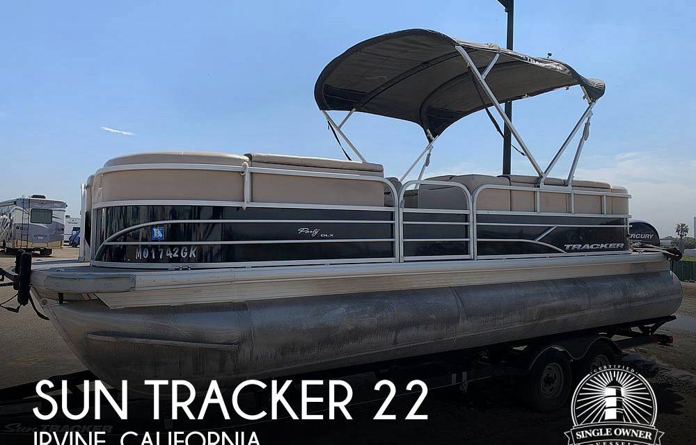 2018 Sun Tracker 22 XP3/ DLX