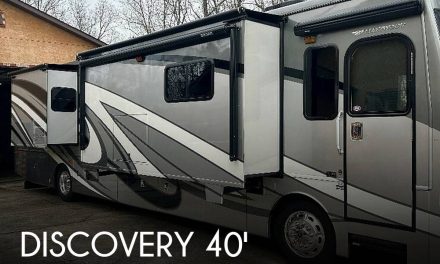 2014 Fleetwood Discovery M-40E Freightliner 380hp